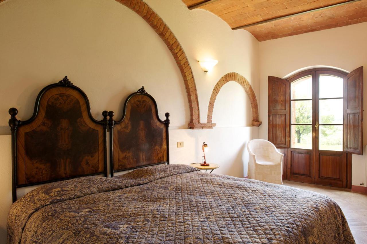 Castello Di Modanella 拉波拉诺泰尔梅 外观 照片