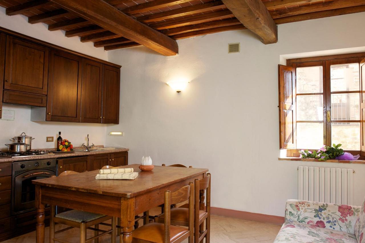 Castello Di Modanella 拉波拉诺泰尔梅 外观 照片