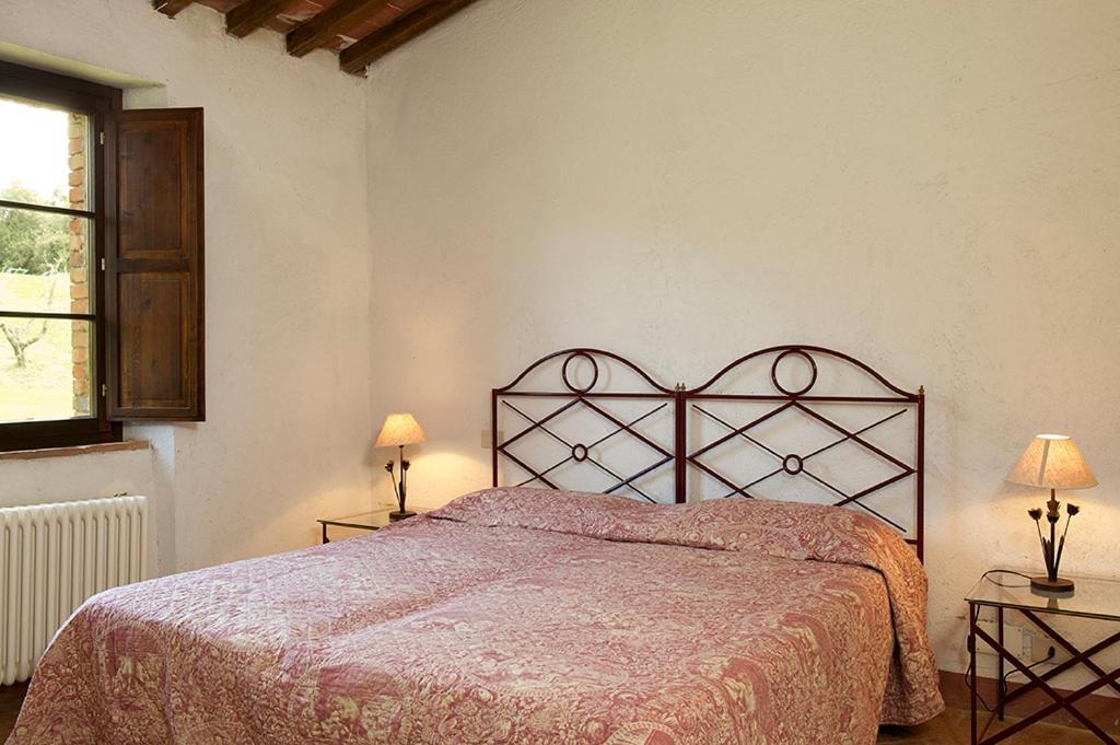 Castello Di Modanella 拉波拉诺泰尔梅 外观 照片
