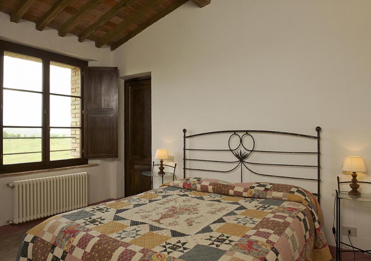 Castello Di Modanella 拉波拉诺泰尔梅 外观 照片